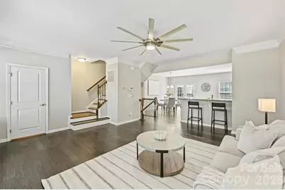 1317 Queen Lyon Court, Charlotte, NC 28205 - Photo 12