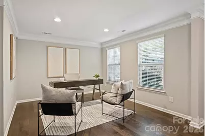 1317 Queen Lyon Court, Charlotte, NC 28205 - Photo 4