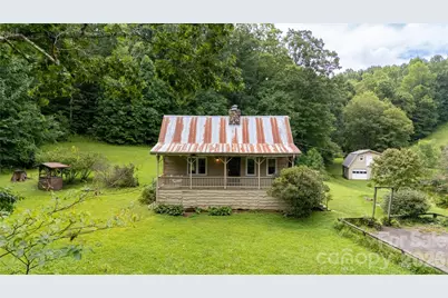 2027 Stamey Branch Road, Newland, NC 28657 - Photo 4