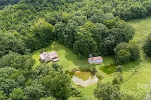 2027 Stamey Branch Rd, Newland, NC 28657 - Photo 2