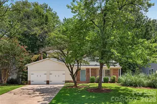 9524 Robert Burns Ct, Charlotte, NC 28213 - Photo 2