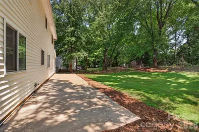 9524 Robert Burns Court, Charlotte, NC 28213 - Photo 14