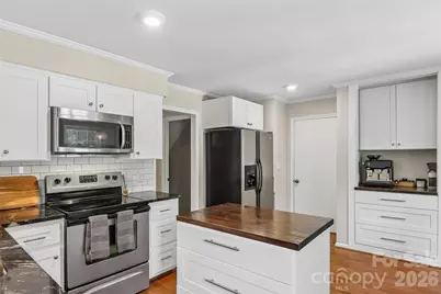 70 Acorn Lane, Clyde, NC 28721 - Photo 12