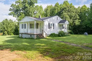 614 W Westview St, Gastonia, NC 28052 - Photo 2