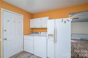 614 W Westview St, Gastonia, NC 28052 - Photo 14