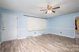 614 W Westview St, Gastonia, NC 28052 - Photo 10