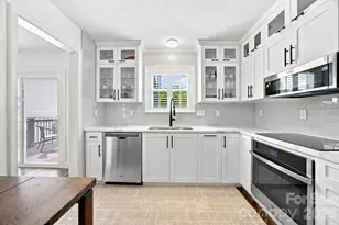 7017 Culloden More Ct, Charlotte, NC 28217 - Photo 8