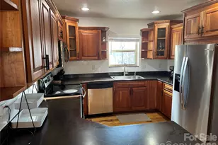 210 Little Rock Rd, Marble, NC 28905 - Photo 8