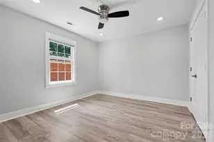 1524 Newcastle St, Charlotte, NC 28216 - Photo 34