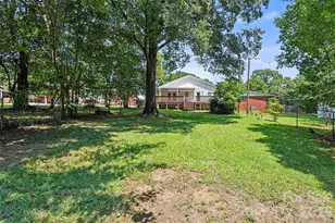 1524 Newcastle St, Charlotte, NC 28216 - Photo 42