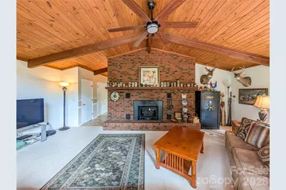 520 Washburn Road, Spruce Pine, NC 28777 - Photo 16