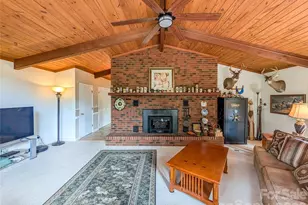 520 Washburn Rd, Spruce Pine, NC 28777 - Photo 16