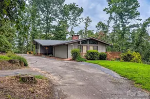 520 Washburn Rd, Spruce Pine, NC 28777 - Photo 1