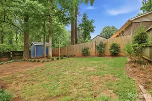 6238 Rosecrest Dr, Charlotte, NC 28210 - Photo 24