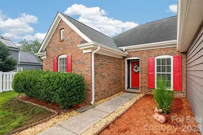 8424 Hirsch Drive, Charlotte, NC 28277 - Photo 2