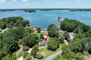 118 Teakwood Ln, Mooresville, NC 28117 - Photo 2