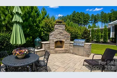 1017 Dali Boulevard, Mount Holly, NC 28120 - Photo 2