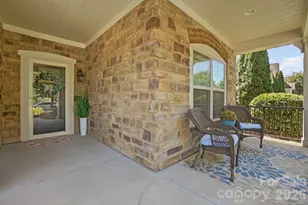 1100 Avalon Pl, Matthews, NC 28104 - Photo 4