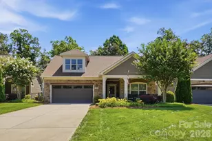 1100 Avalon Pl, Matthews, NC 28104 - Photo 2