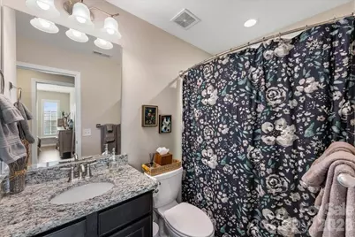 2434 Royal York Avenue, Charlotte, NC 28210 - Photo 32
