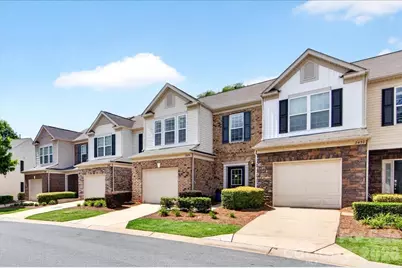 2434 Royal York Avenue, Charlotte, NC 28210 - Photo 2