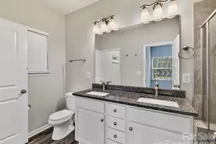 1231 Georgetown Dr, Charlotte, NC 28213 - Photo 16