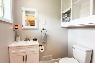 402 Wilton Ave, West Jefferson, NC 28694 - Photo 36