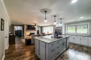 402 Wilton Ave, West Jefferson, NC 28694 - Photo 8