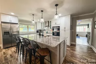 402 Wilton Ave, West Jefferson, NC 28694 - Photo 12