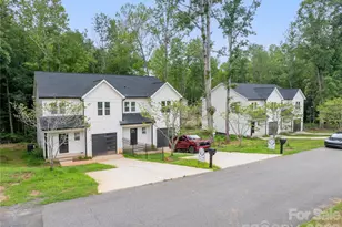 2971 Hughey Dr, Newton, NC 28658 - Photo 2