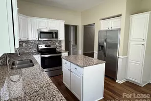 13608 Michael Lynn Rd, Charlotte, NC 28278 - Photo 6