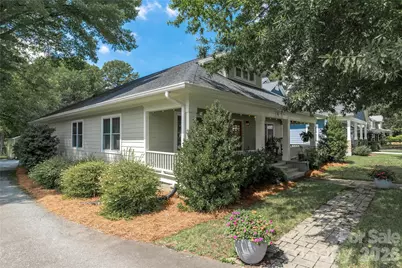21036 Catawba Avenue, Cornelius, NC 28031 - Photo 2