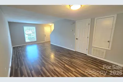 7906 Oak Meadow Court, Charlotte, NC 28210 - Photo 6
