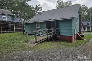 578 Harris St NW, Concord, NC 28025 - Photo 2