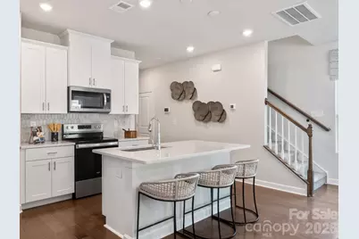 9041 Foggy Brook Loop, Charlotte, NC 28216 - Photo 2