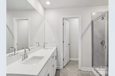 3058 14th Avenue NE, Conover, NC 28613 - Photo 8