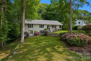 4242 Garvin Dr, Charlotte, NC 28269 - Photo 1