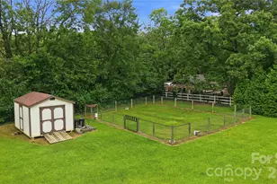 2348 Oak Grove Cir, Midland, NC 28107 - Photo 40