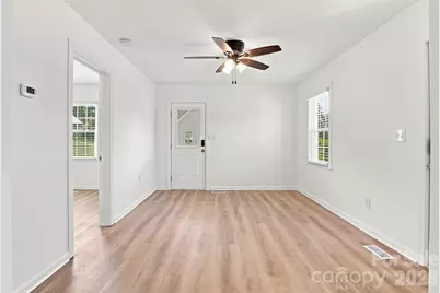 203 Magnolia Avenue, Great Falls, SC 29055 - Photo 14