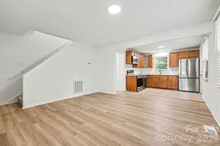 2019 Dalehurst Dr, Charlotte, NC 28205 - Photo 8