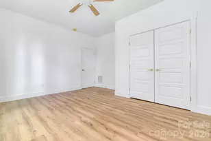 19 Green Valley Rd, Asheville, NC 28806 - Photo 30