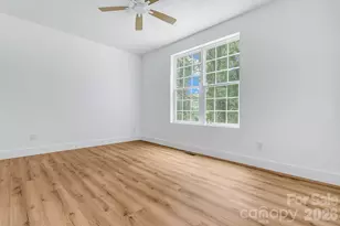 19 Green Valley Rd, Asheville, NC 28806 - Photo 28