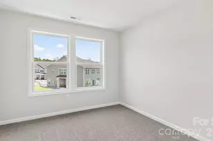 396 Creekview Rd, Hendersonville, NC 28792 - Photo 20