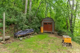 215 Hall Top Rd, Waynesville, NC 28786 - Photo 30