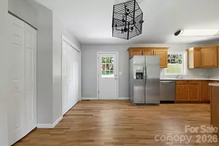 76 Selwyn Rd, Asheville, NC 28806 - Photo 8