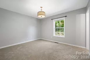 76 Selwyn Rd, Asheville, NC 28806 - Photo 24