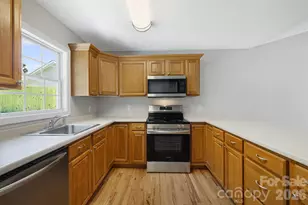 76 Selwyn Rd, Asheville, NC 28806 - Photo 12