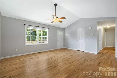 76 Selwyn Road, Asheville, NC 28806 - Photo 6
