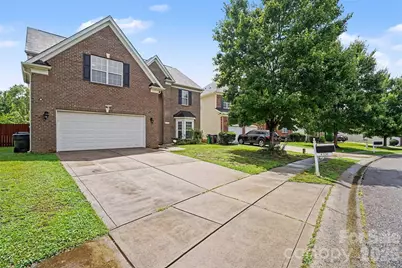 4106 Barclay Forest Drive, Charlotte, NC 28213 - Photo 2