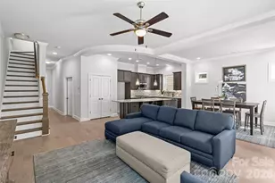 10702 Endhaven Village Dr, Charlotte, NC 28277 - Photo 10